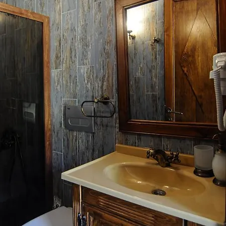 Derya Hanim Konagi بيت ضيافة Ayvalı