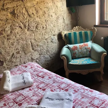 Derya Hanim Konagi Ayvalı