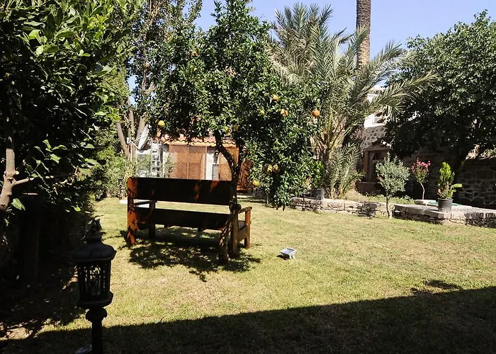 Pensión Derya Hanim Konagi