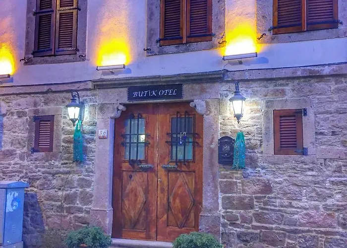 Derya Hanim Konagi Pensión Ayvalı