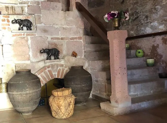 Pensión Derya Hanim Konagi *